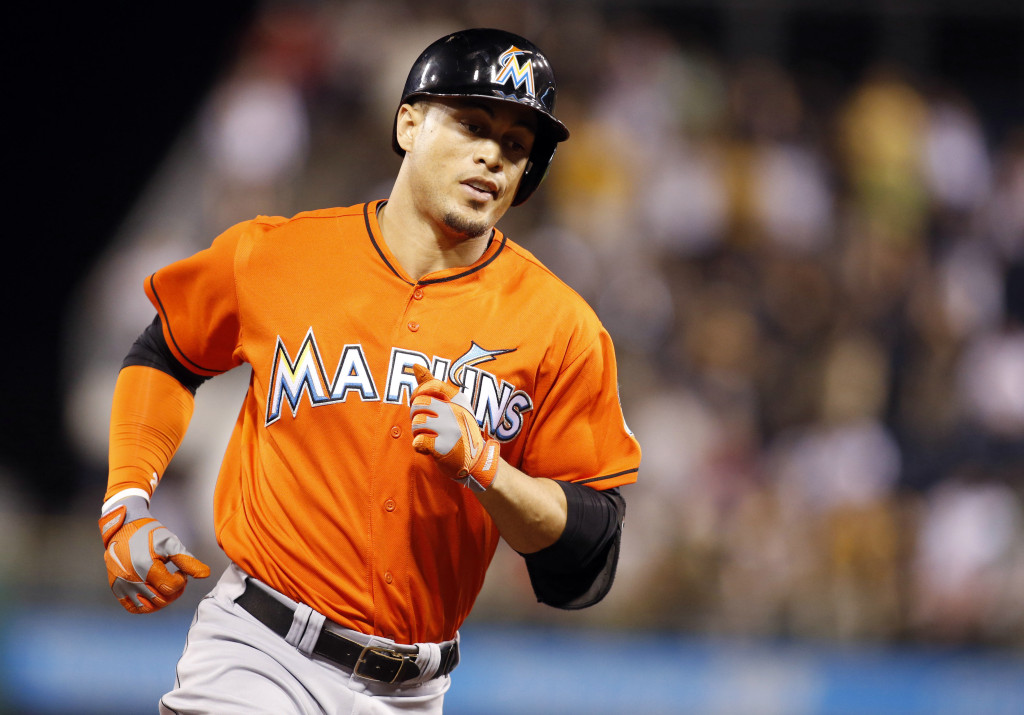 Giancarlo Stanton reportedly agrees to $325 million deal with