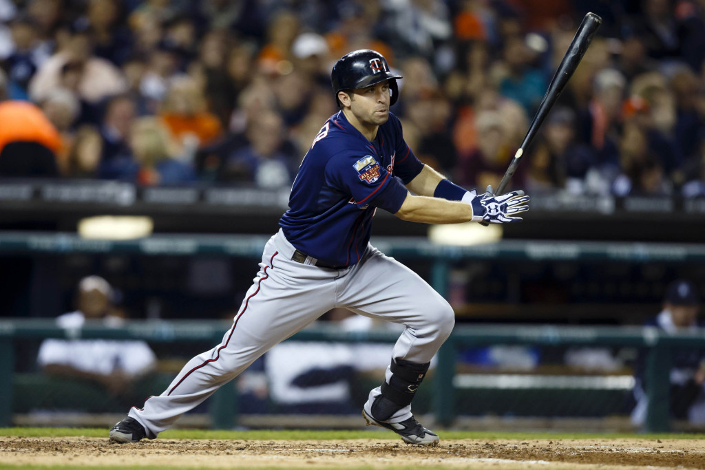 Mike Pelfrey becomes Brian Dozier's twin