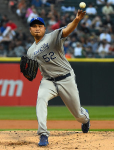 Jul 22, 2014; Chicago, IL, USA; Kansas City Royals starting pitcher Bruce Chen (52) throws a pitch against the Chicago White Sox during the first inning at U.S Cellular Field. Mandatory Credit: Mike DiNovo-USA TODAY Sports