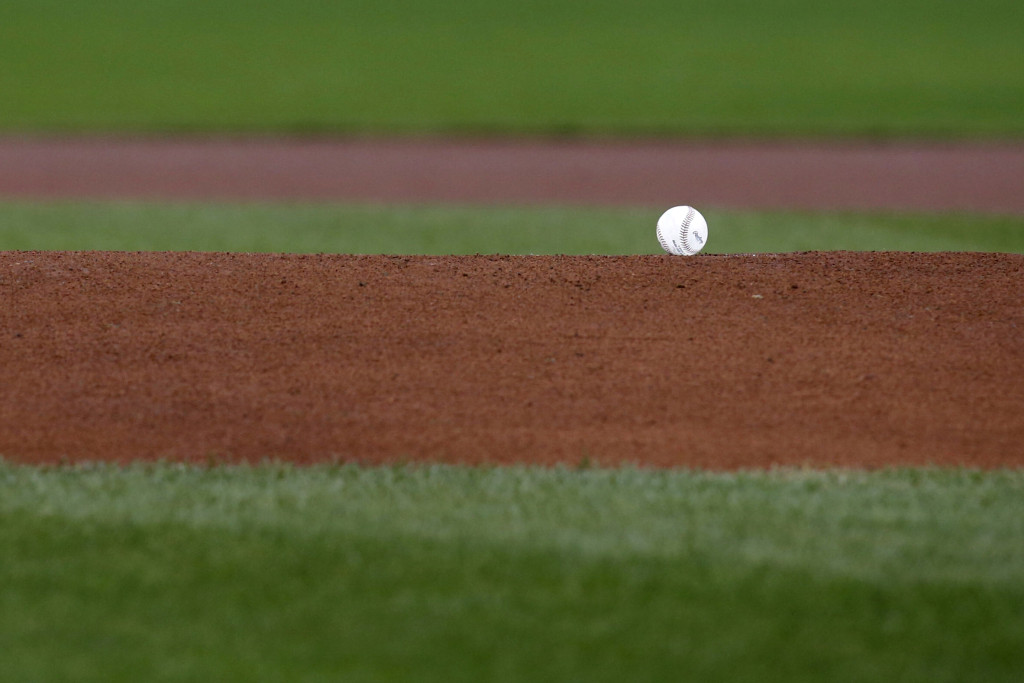 Yariel Rodriguez Leads Intense Workout Session for Boston Red Sox and San Diego Padres Players