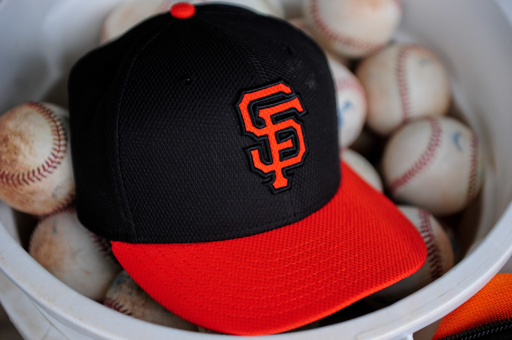 Report: SF Giants hire Reds' Donnie Ecker as hitting coach