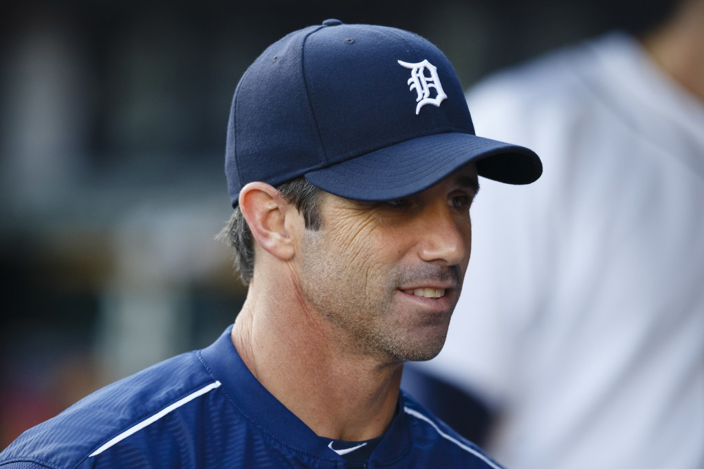 Angels name MLB vet Brad Ausmus field manager