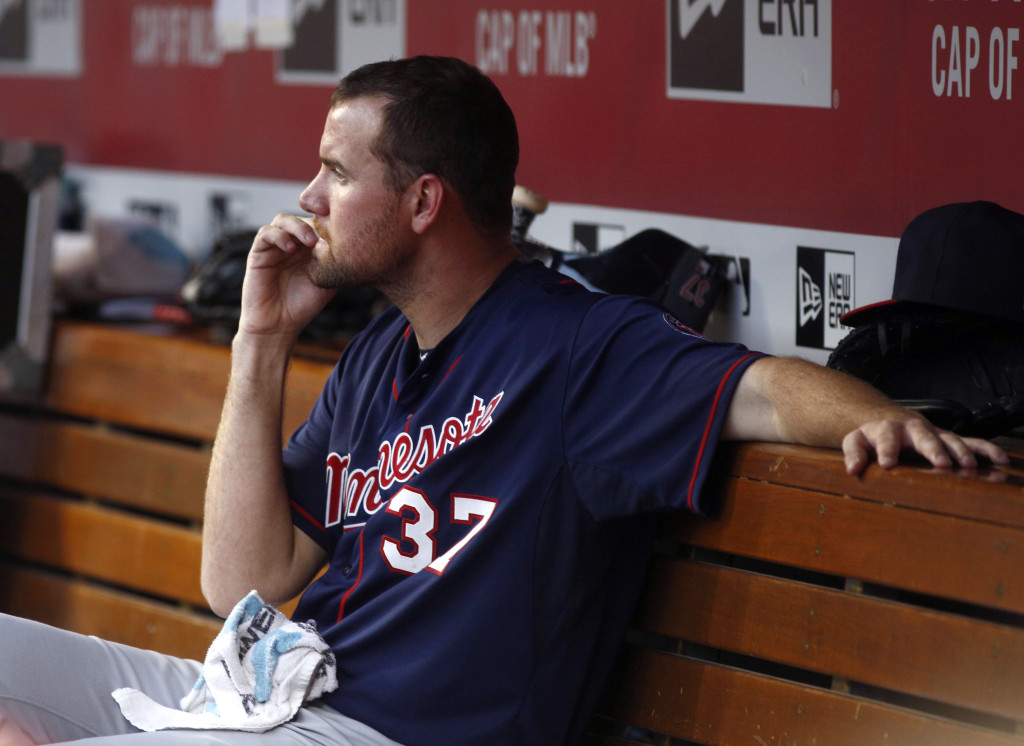 Tigers trade rumors: Detroit trying to shop Mike Pelfrey - MLB Daily Dish