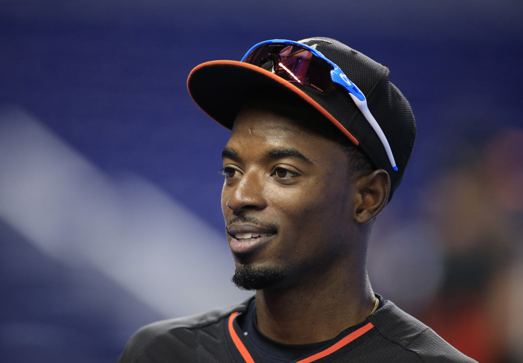 Dee Gordon signs $50 million, 5-year deal with Miami Marlins