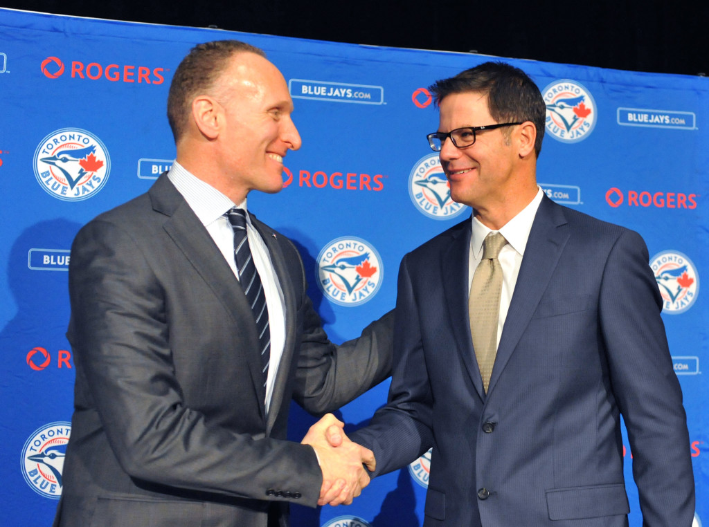 Blue Jays decline to tender contracts on Goins, Koehler; acquire Diaz from  Cards
