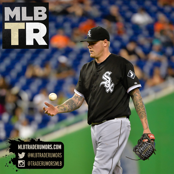 Chicago White Sox closer Bobby Jenks comes to the set position during the  ninth inning against