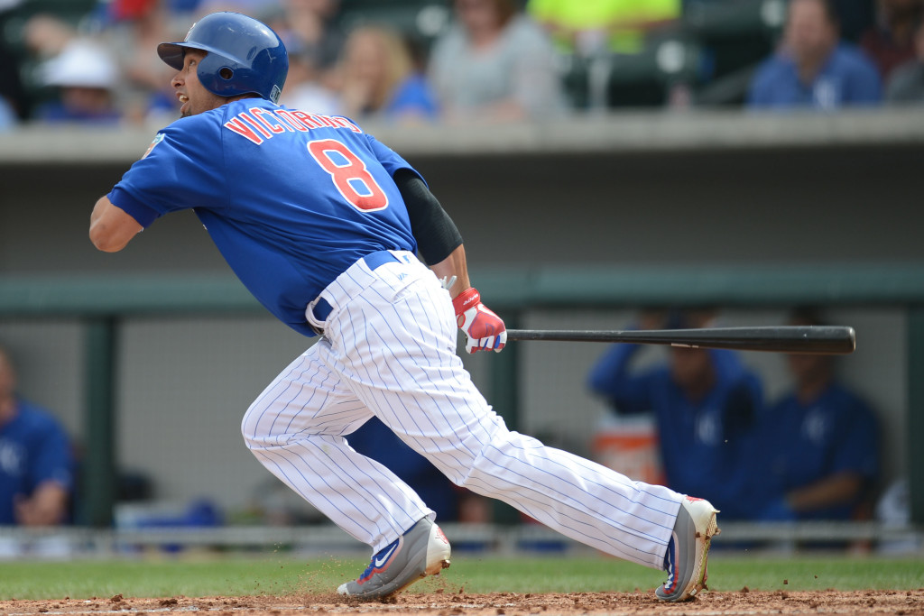 Cubs release outfielder Shane Victorino