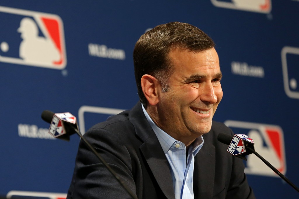 White Sox GM Rick Hahn expects Robin Ventura back as manager