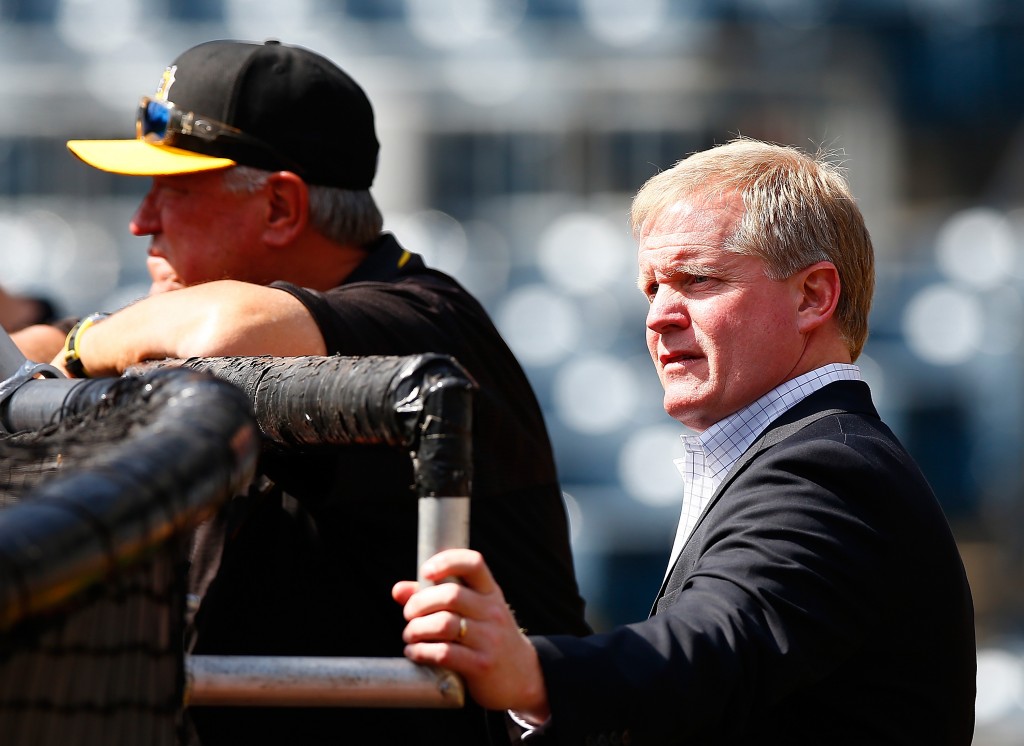 Pittsburgh Pirates fire manager Clint Hurdle, keep GM Neal Huntington 