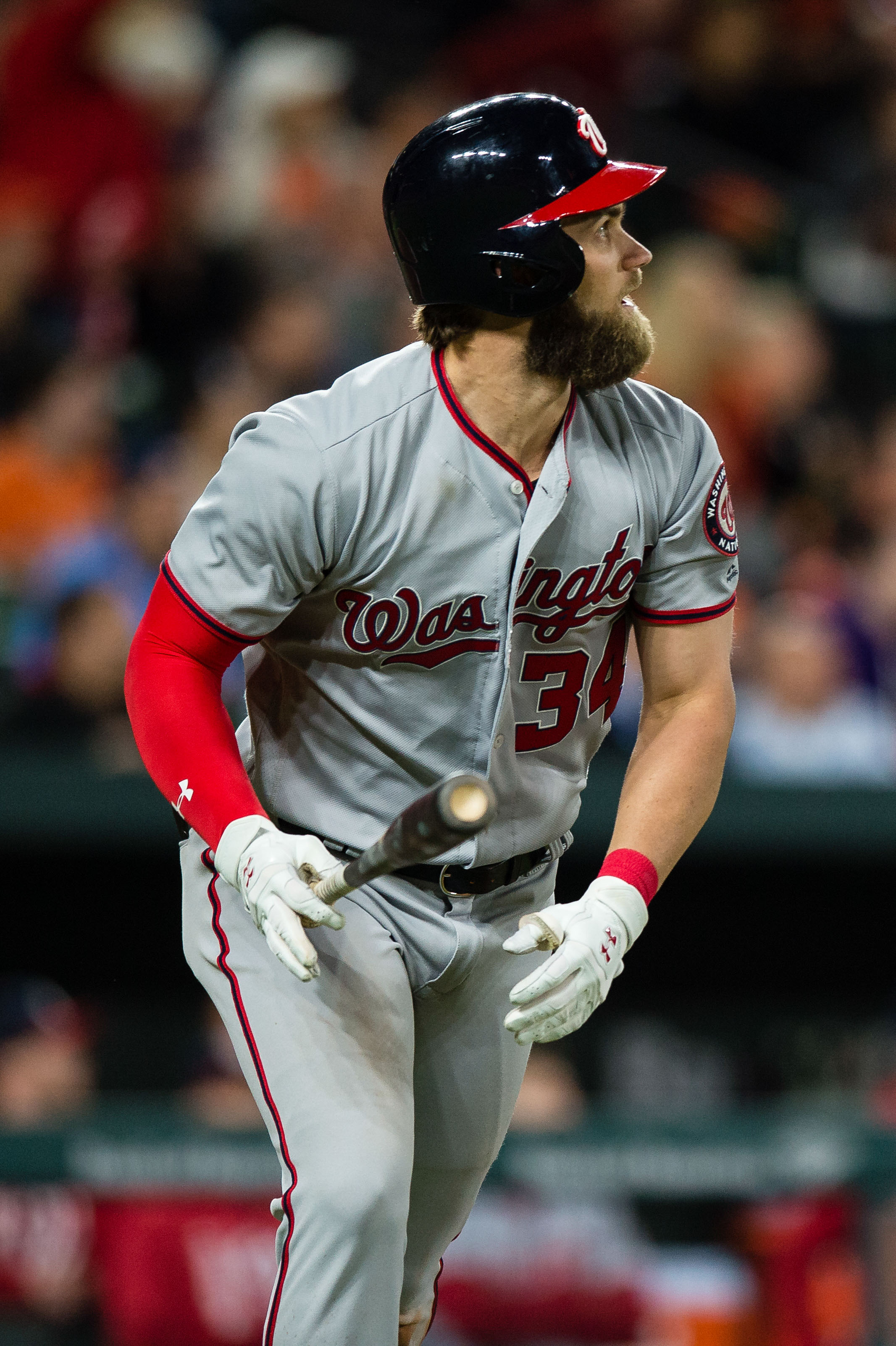 Pros, cons of Nationals signing Bryce Harper