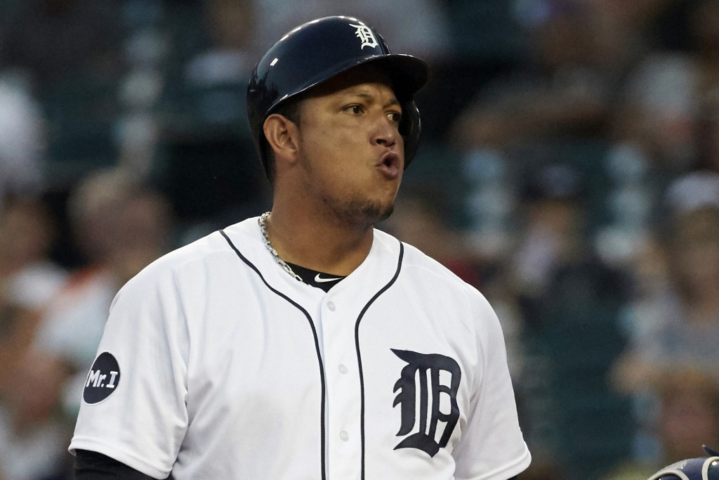 Tigers' Miguel Cabrera diagnosed with herniated disks in back