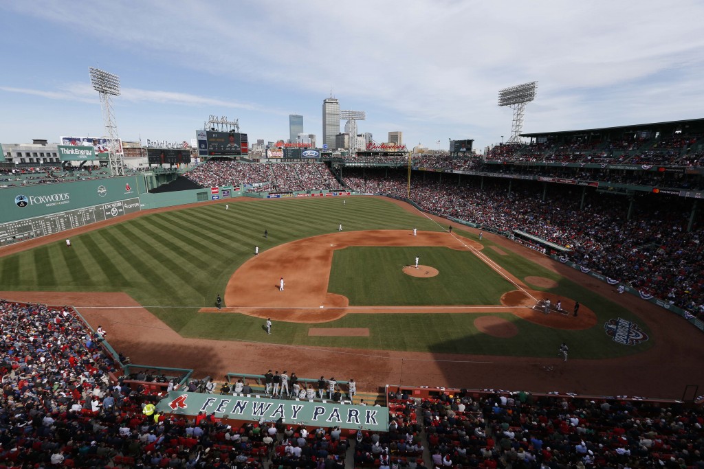 Center Field on Fire: An Umpire's Life with Pine tar Bats, Spitballs, and  Corked Personalities