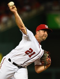 Aug 15, 2017; Washington, DC, USA; Washington Nationals relief pitcher Brandon Kintzler (21) throws a pitch against the Los Angeles Angels during the eighth inning at Nationals Park. Mandatory Credit: Brad Mills-USA TODAY Sports