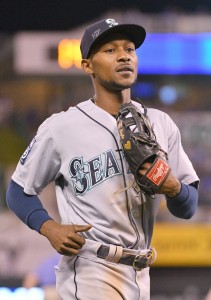 Aug 3, 2017; Kansas City, MO, USA; Seattle Mariners center fielder Jarrod Dyson (1) returns to the dugout in between innings during the game against the Kansas City Royals at Kauffman Stadium. Mandatory Credit: Denny Medley-USA TODAY Sports