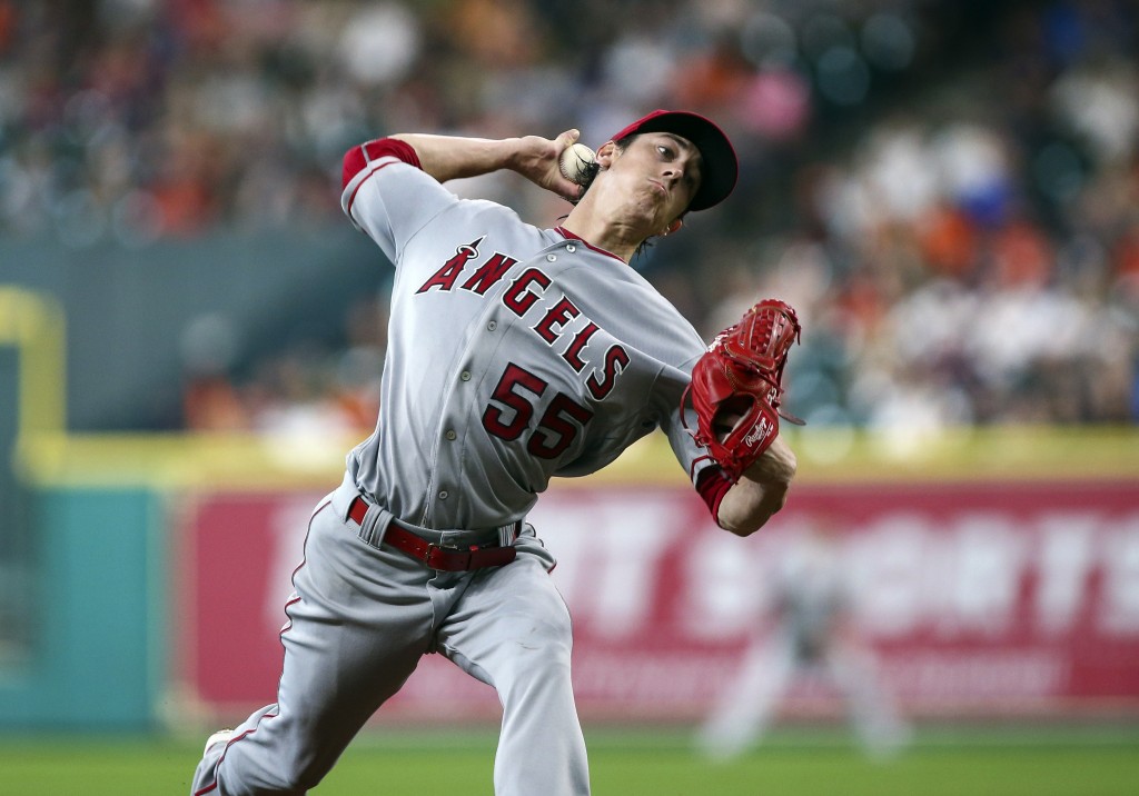 Tim Lincecum to wear 44 with Rangers in honor of late brother