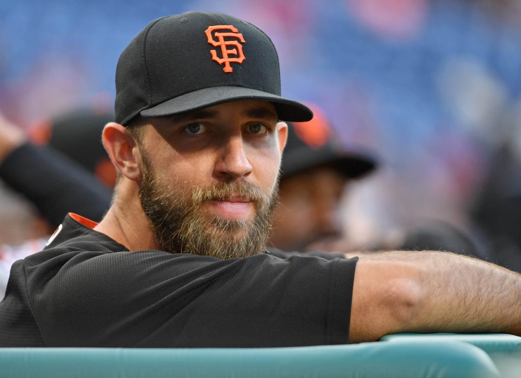 San Francisco Giants pitcher Madison Bumgarner cuts hair, shaves