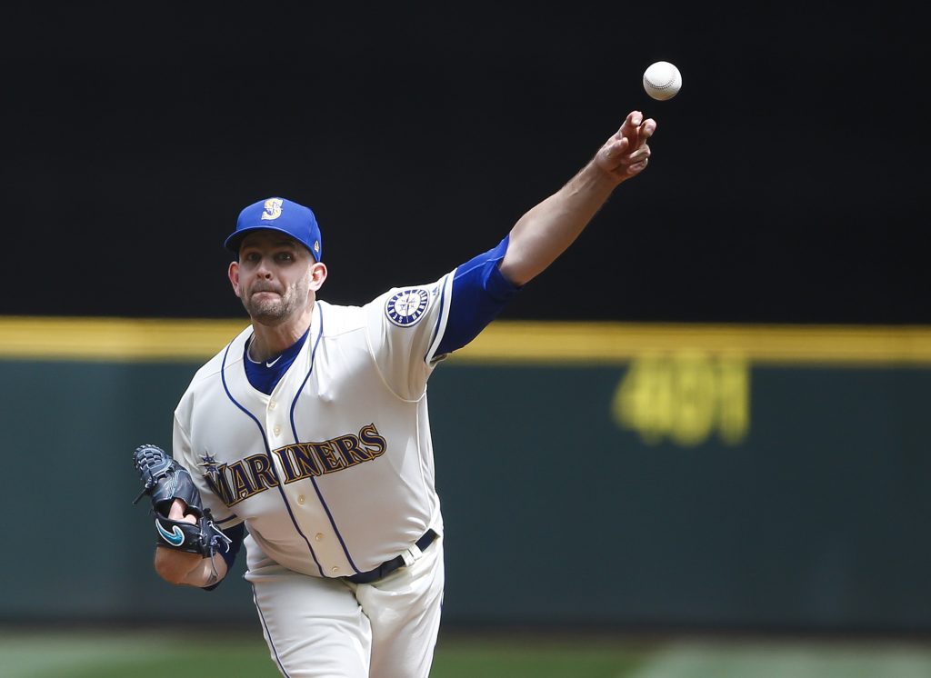 Mariners trade left-hander James Paxton to the Yankees for three