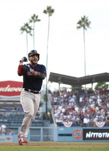 Blue Jays add versatile infielder Steve Pearce