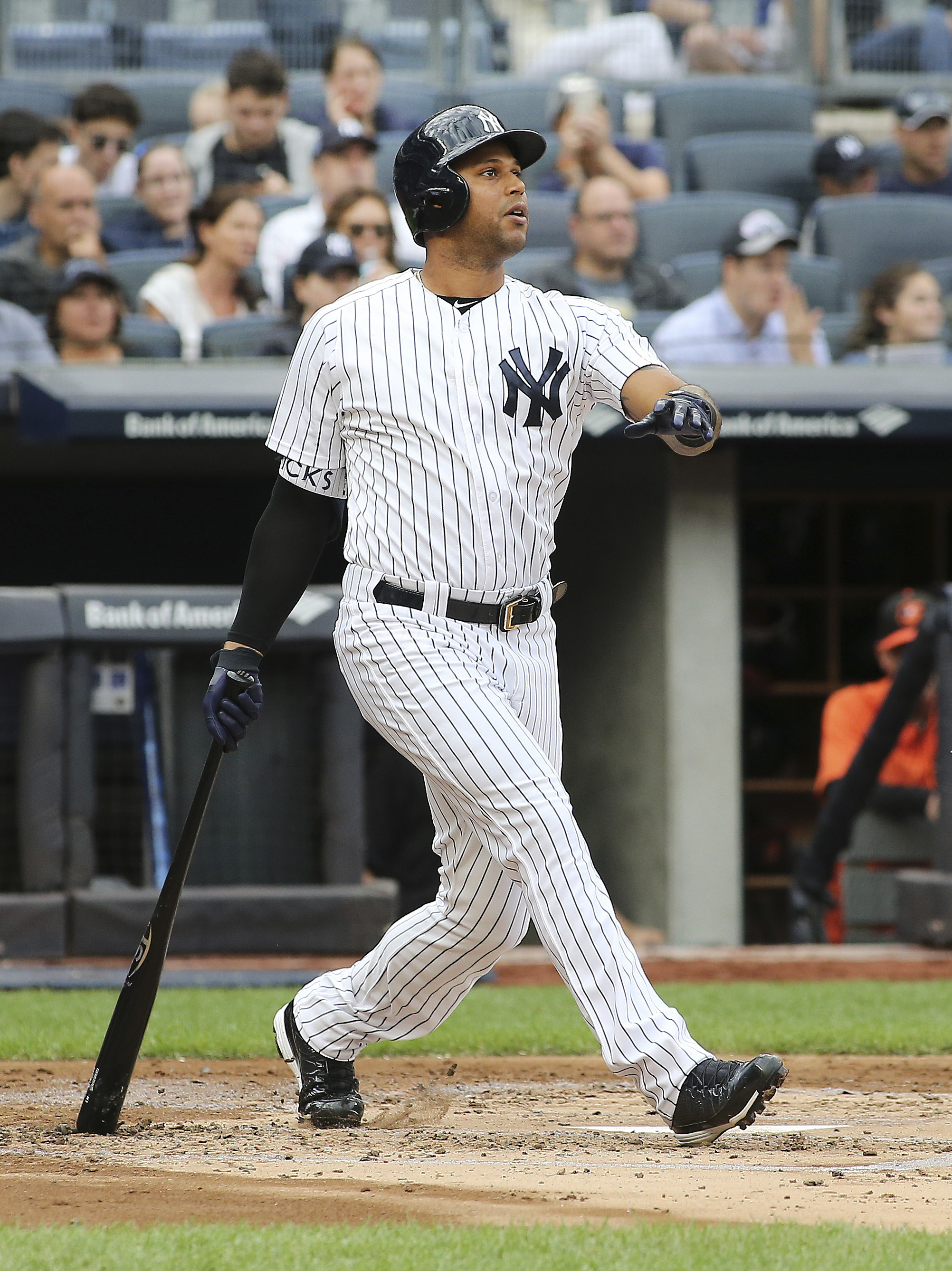 Mlb Rumors Aaron Hicks Landing Spots For Yankees Fans To Laugh At | Hot ...