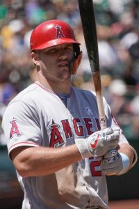 Mike Trout plans to be 'wearing an Angels uniform in spring' - Los Angeles  Times