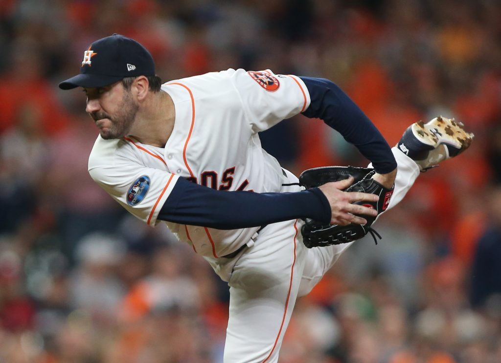 MLB - He's back! Justin Verlander has reportedly been traded to the Astros,  per MLB.com's Mark Feinsand.