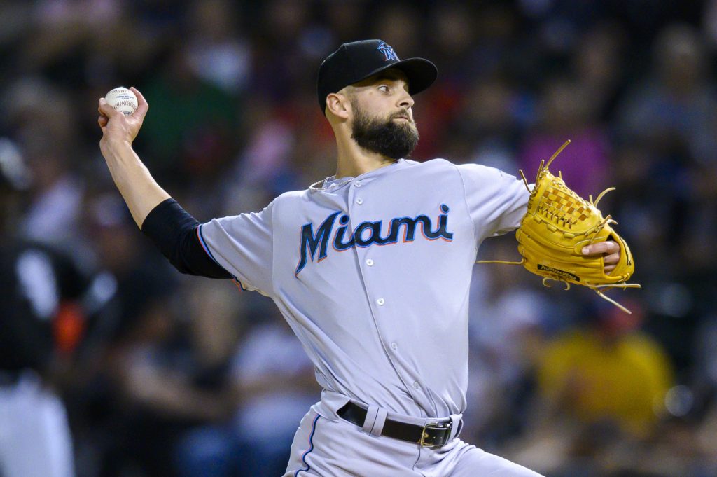 Marlins trade Castillo to Twins