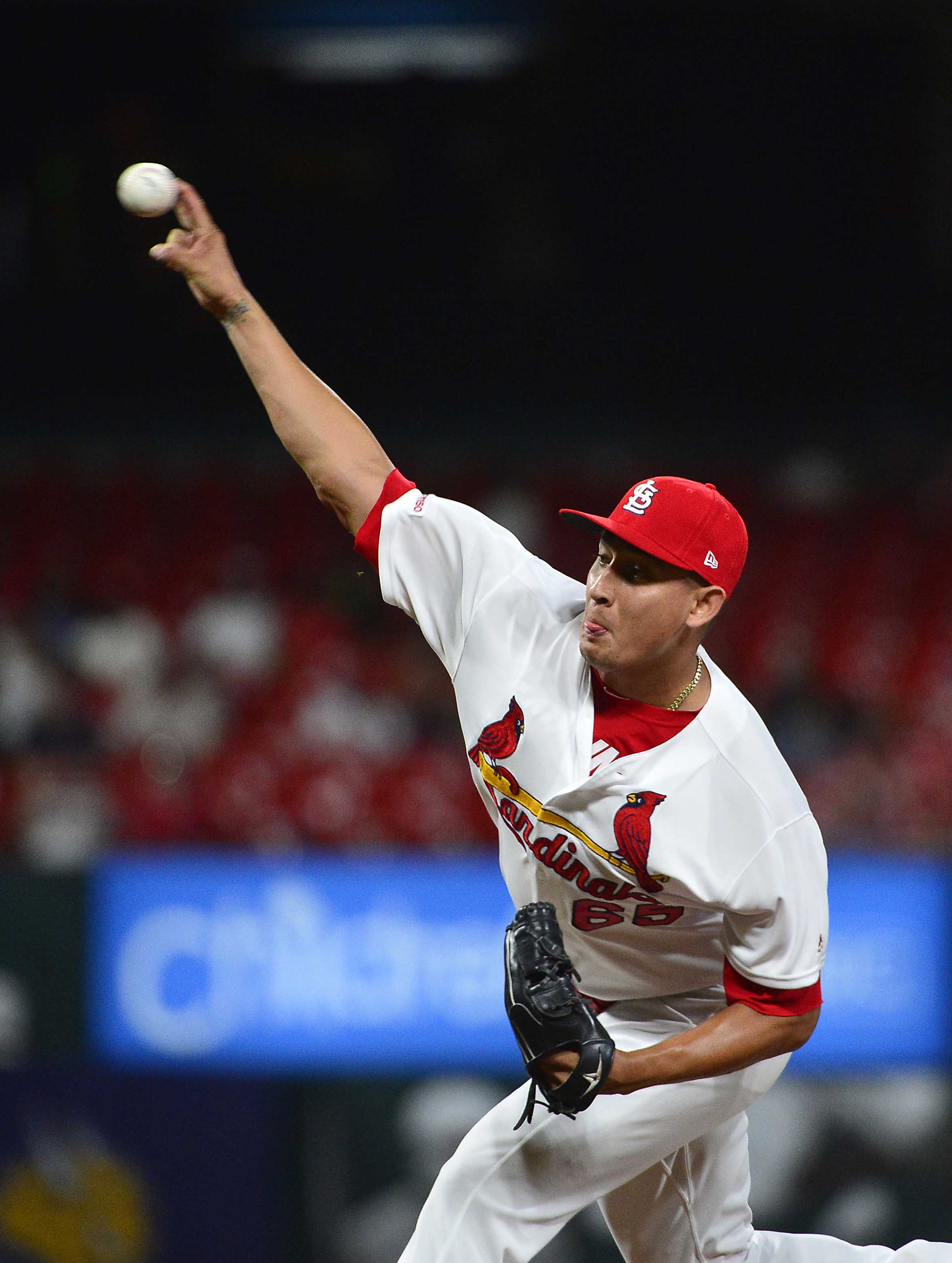 New York Yankees acquire St. Louis Cardinals' Luke Voit
