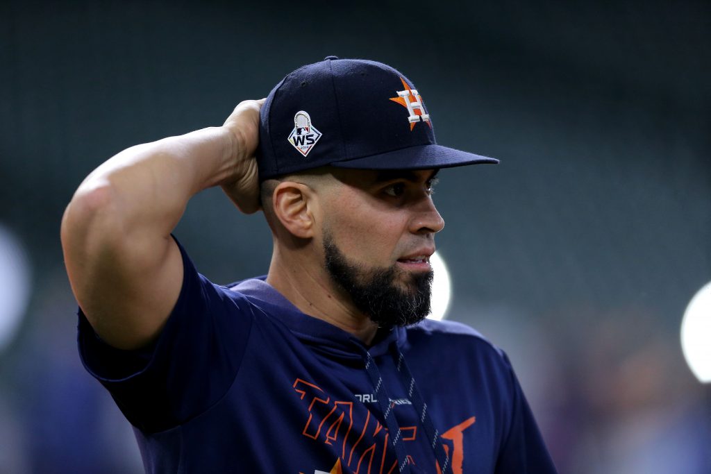 Robinson Chirinos remains Astros' primary catcher with addition of Martín  Maldonado