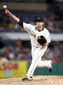 Brewers Sign Josh Lindblom - MLB Trade Rumors