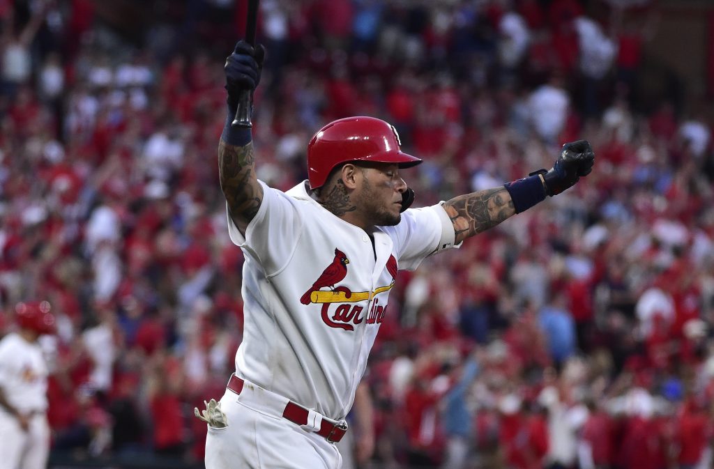 Knizner confident he can start if Molina not brought back