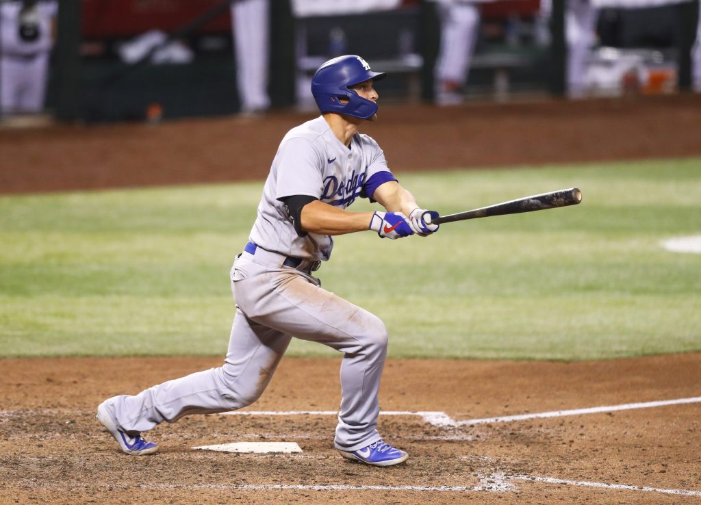 Dodgers, Albert Pujols reach deal; Corey Seager fractures hand