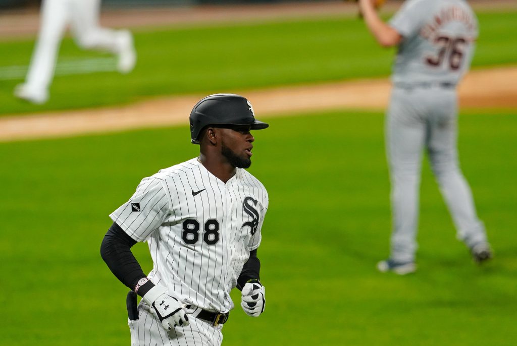 Luis Robert Shut Down For 12-16 Weeks With Grade 3 Hip Flexor