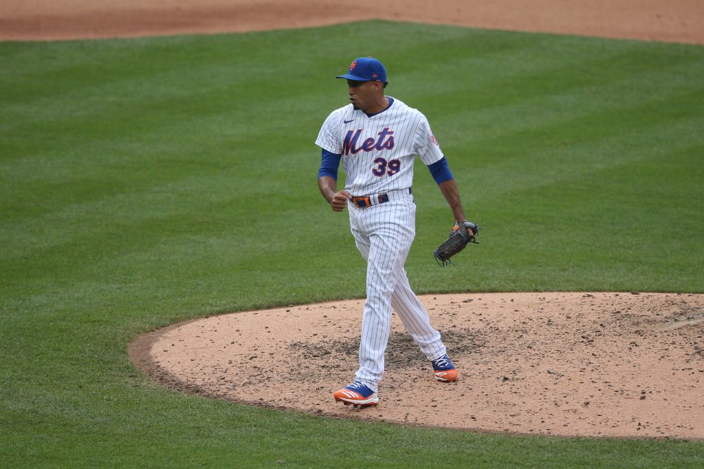 Edwin Diaz contract: NY Mets closer signs record deal for relief pitcher