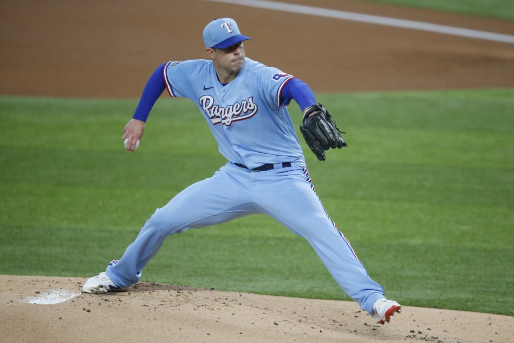 Former Cy Young Award winner Corey Kluber signing with Yankees 