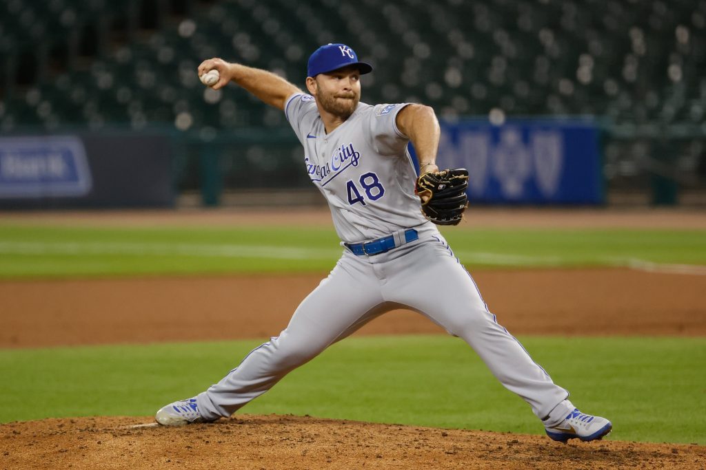 Royals' Chance Adams Undergoes Tommy John Surgery - MLB Trade Rumors