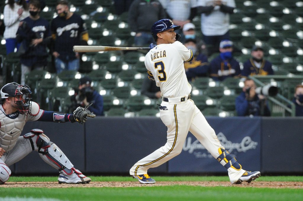 Brewers shortstop Orlando Arcia sneakily ate some of a fan's ice