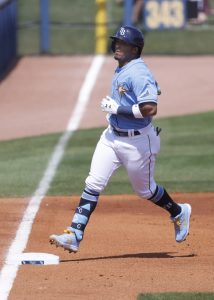 Top prospect Wander Franco homers in MLB debut for Rays