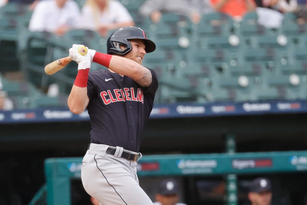 Cleveland Indians trade Jake Bauers to the Seattle Mariners for