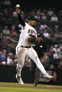 Eduardo Escobar traded by Arizona Diamondbacks to Milwaukee Brewers