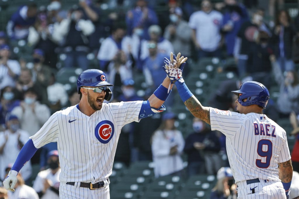 Cubs 3B Kris Bryant goes on IL with finger injury