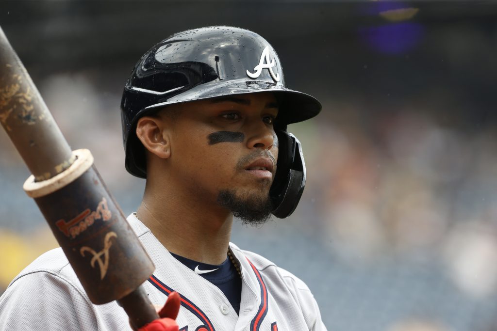 Braves acquire infielder Orlando Arcia from Brewers for two pitchers