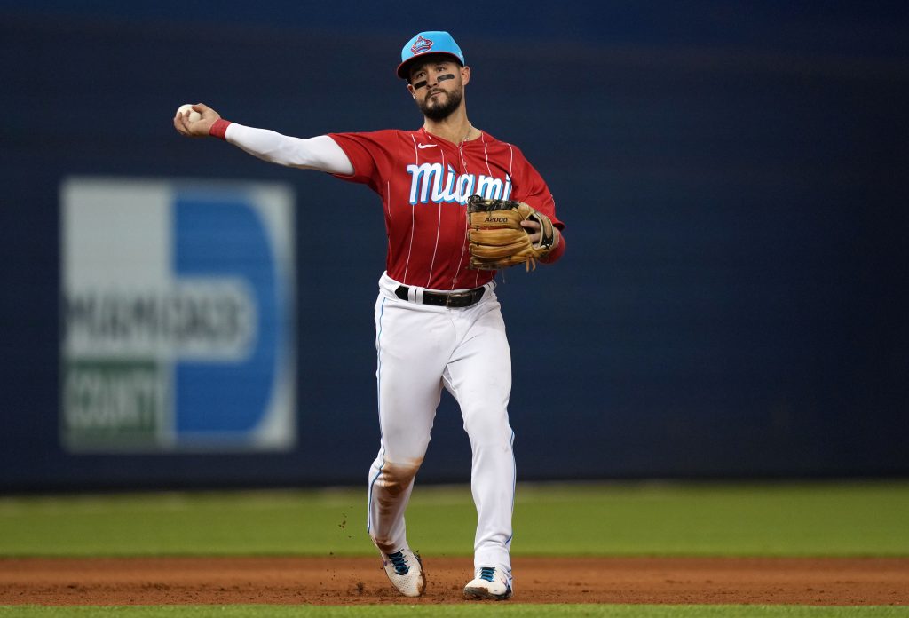 Marlins news: Eddy Alvarez chasing another medal in Summer