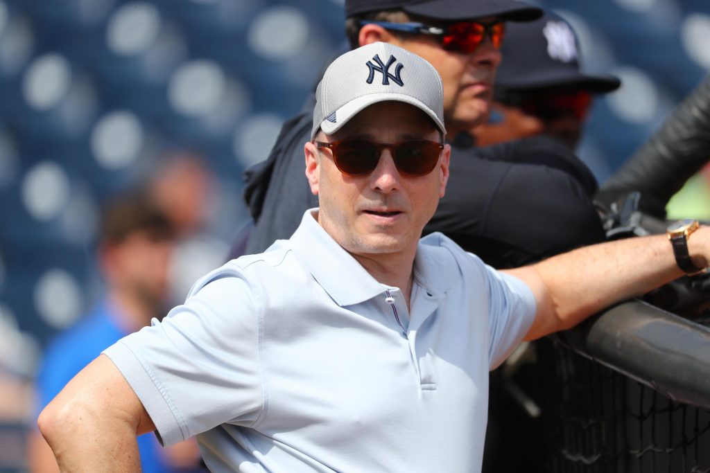 Aaron Boone New York Yankees 2020 Game used Playoff Cutoff Hoodie (LG)