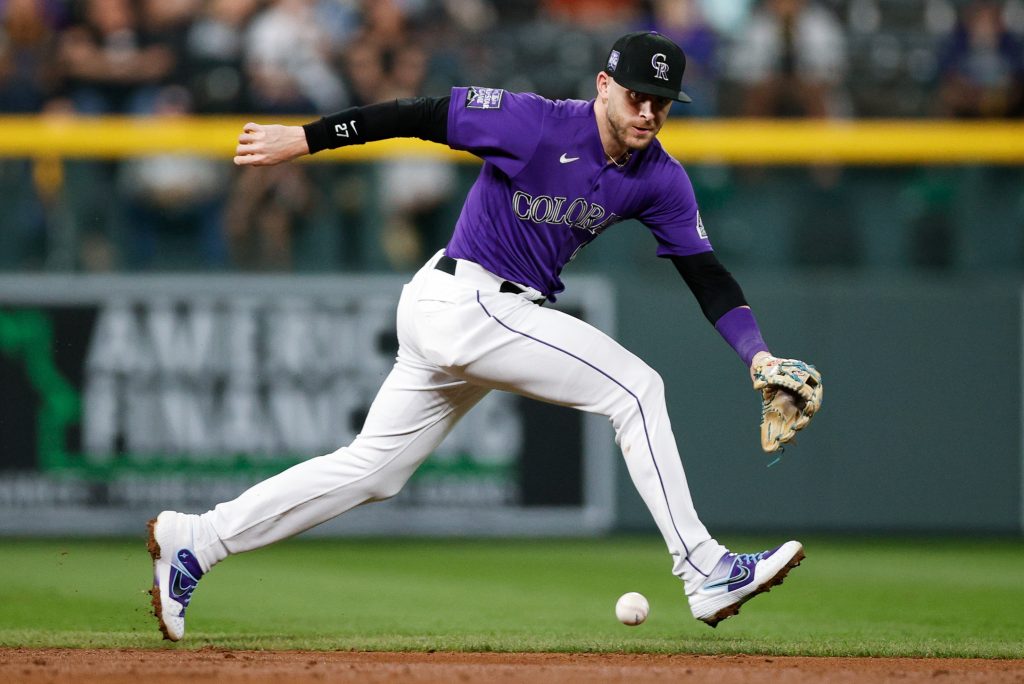 Rumors: Trevor Story doesn't want to switch positions