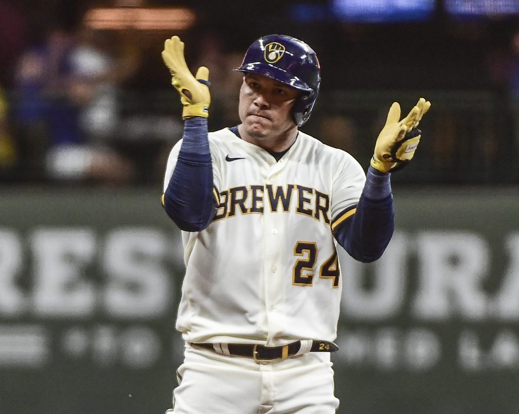 Brewers, OF Avisail Garcia agree to two year deal