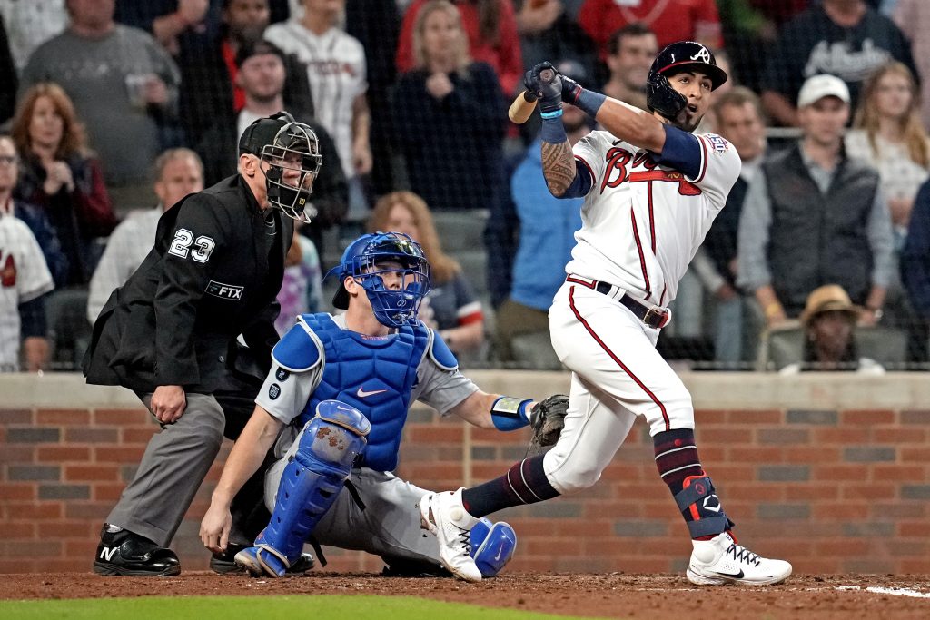 Atlanta Braves OF Eddie Rosario placed on IL with blurred vision, swelling  in right retina
