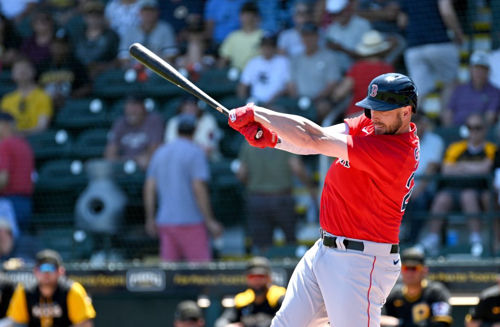 Upon Return, Where Does Travis Shaw Fit in the Roster?
