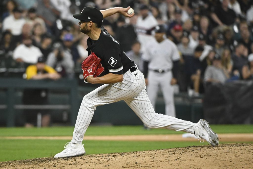 White Sox Place Joe Kelly At IL With Hamstring Strain