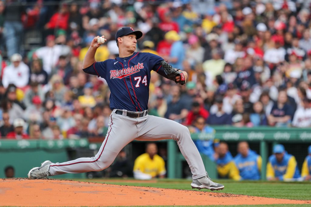 Twins put Chris Archer on IL, call up Josh Winder