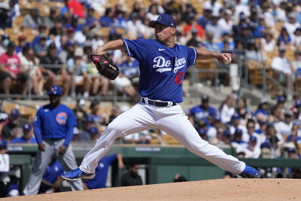 Los Dodgers seleccionan a Robbie Erlin – Rumores comerciales de la MLB: